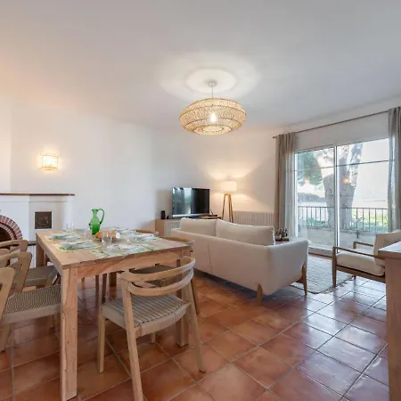 Lou Niou By Interhome Apartamento Saint-Tropez