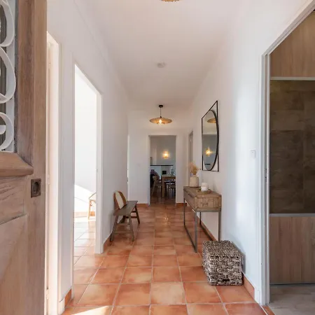 Lou Niou By Interhome Apartman Saint-Tropez