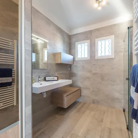 Lou Niou By Interhome Saint-Tropez