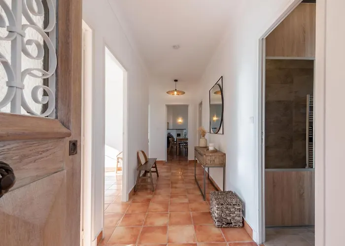 Lou Niou By Interhome Apartman Saint-Tropez